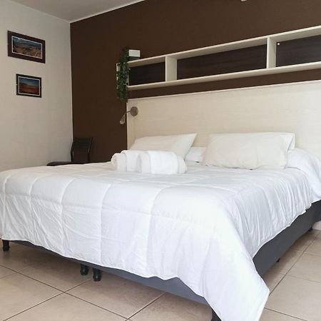 Carnaval P/6 - 2 Dorm - Amplio Y A 5' Del Centro Apartment Salta Luaran gambar