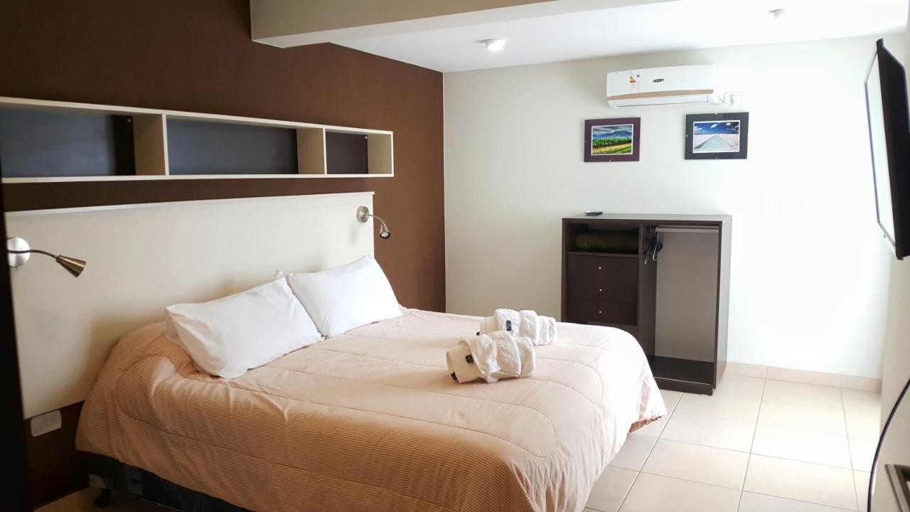 Carnaval P/6 - 2 Dorm - Amplio Y A 5' Del Centro Apartment Salta Luaran gambar