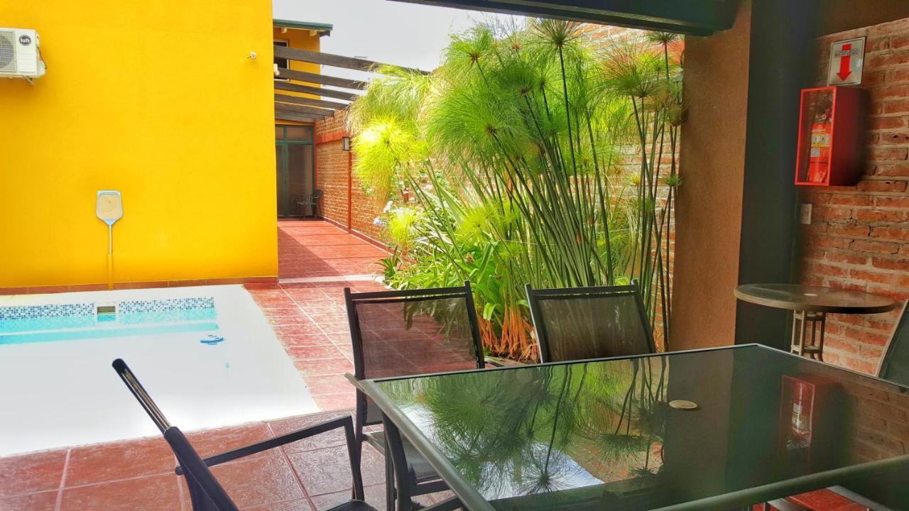 Carnaval P/6 - 2 Dorm - Amplio Y A 5' Del Centro Apartment Salta Luaran gambar